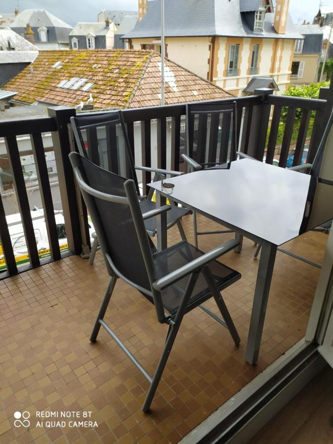 Deauville Star Luxe Esterno foto